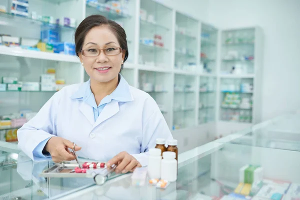 Pharmacy Merchandising. Features And Types Of Product Placement - Prioocare Pharmacy Merchandising. Features And Types Of Product Placement - Prioocare